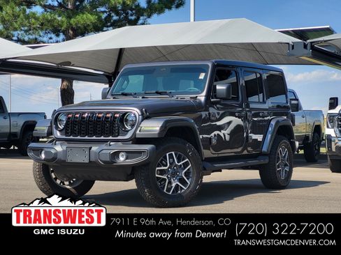Used 2026 Jeep Wrangler Unlimited Sahara AWD/4WD image 1