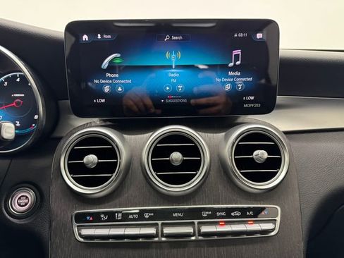 Certified 2021 Mercedes-Benz GLC 300 image 4