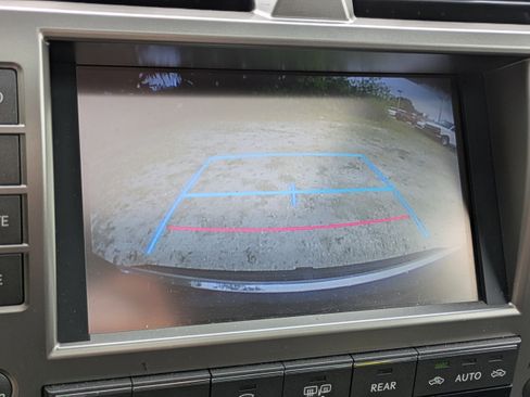 Used 2018 Lexus GX 460 image 28