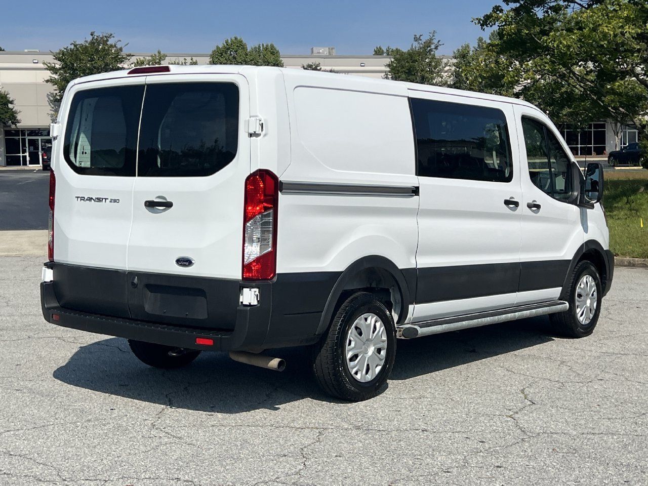 Used 2025 Ford Transit 250 Low Roof w/ Exterior Upgrade Package RWD image 3