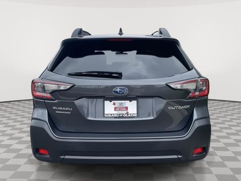 Used 2023 Subaru Outback Premium AWD/4WD image 5