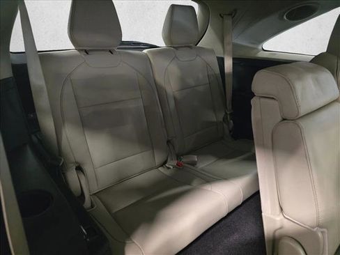Used 2020 Acura MDX SH-AWD w/ Technology Package image 12