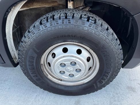 Used 2023 RAM ProMaster 2500 image 15