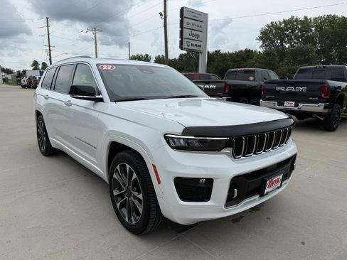 Used 2023 Jeep Grand Cherokee L Overland AWD/4WD image 32