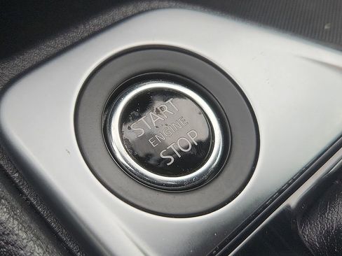Used 2022 Nissan Sentra SV w/ Trunk Package FWD image 25