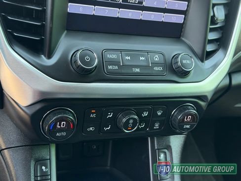 Used 2017 GMC Acadia SLT FWD image 30