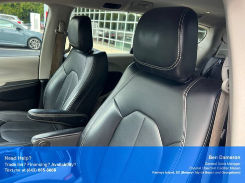 Used 2021 Chrysler Voyager Lxi FWD image 10