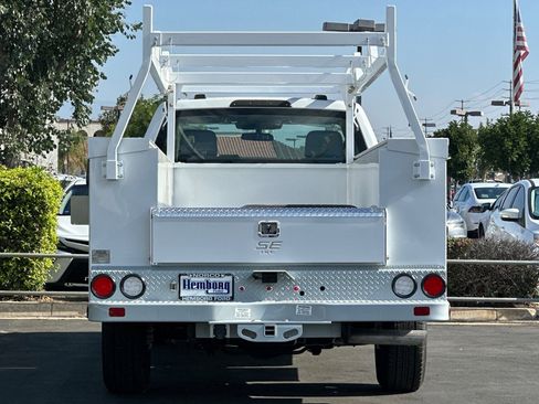 New 2025 Ford F350 XL w/ XL Chrome Package image 5