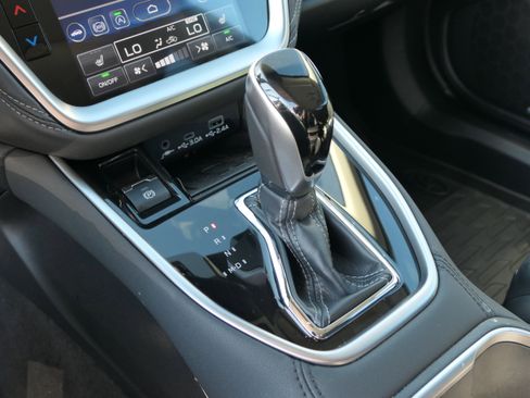 Certified 2025 Subaru Outback Limited XT w/ Tech Package 2 image 20