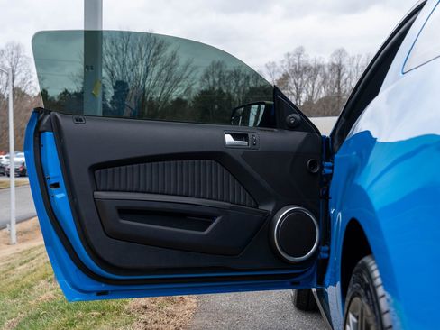 Used 2012 Ford Mustang Shelby GT500 w/ SVT Performance Pkg image 18