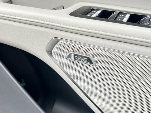 New 2026 Lincoln Nautilus Premier w/ Equipment Group 102A image 19