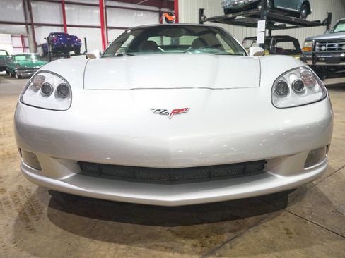 Used 2007 Chevrolet Corvette Convertible w/ Preferred Equipment Group image 27