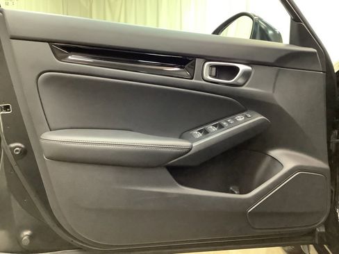 Used 2024 Honda Civic EX-L image 12