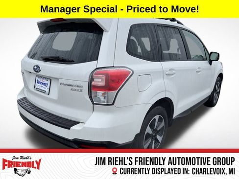 Used 2017 Subaru Forester 2.5i Premium image 5