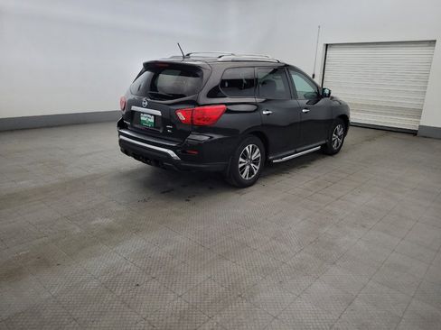 Used 2017 Nissan Pathfinder SL w/ SL Premium Package AWD/4WD image 9
