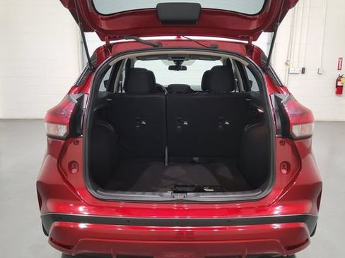 Used 2023 Nissan Kicks SV FWD image 14