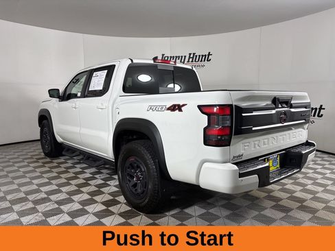 Used 2025 Nissan Frontier PRO-4X AWD/4WD image 9