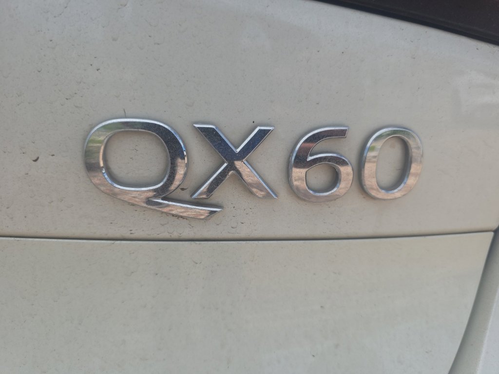 Used 2020 INFINITI QX60 Luxe w/ Sensory Package AWD/4WD image 10