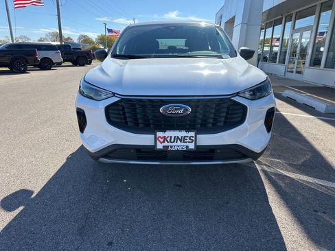 New 2026 Ford Escape Active w/ Cold Weather Package image 18