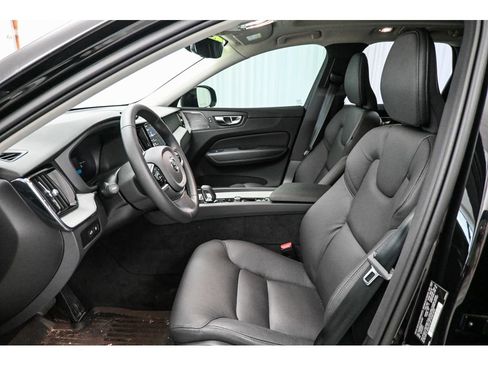 Used 2025 Volvo XC60 T8 Plus w/ Protection Package Premier AWD/4WD image 12