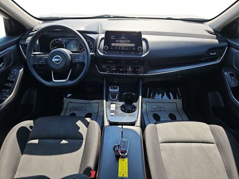 Used 2024 Nissan Rogue SV FWD image 13