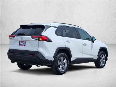 Used 2024 Toyota RAV4 XLE FWD image 5