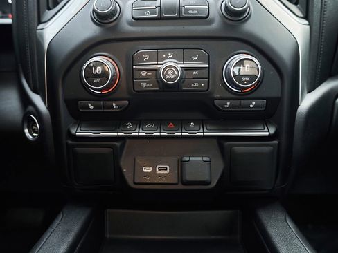Used 2022 Chevrolet Silverado 1500 RST w/ Z71 Off-Road Package AWD/4WD image 33