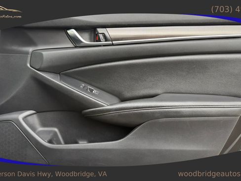 Used 2019 Honda Accord Sport image 10