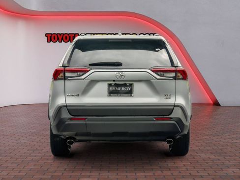 Used 2025 Toyota RAV4 XLE AWD/4WD image 7