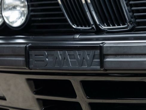 Used 1988 BMW M5 RWD image 22