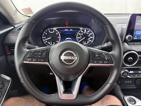 Used 2025 Nissan Sentra SR FWD image 24