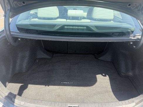 Used 2012 Toyota Corolla LE FWD image 14