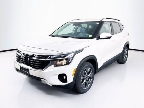 Used 2024 Kia Seltos S AWD/4WD image 1