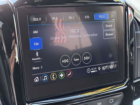 Used 2023 Chevrolet Traverse LT FWD image 29