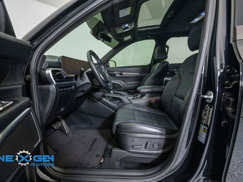 Used 2024 Kia Telluride SX Prestige X-Line AWD/4WD image 12