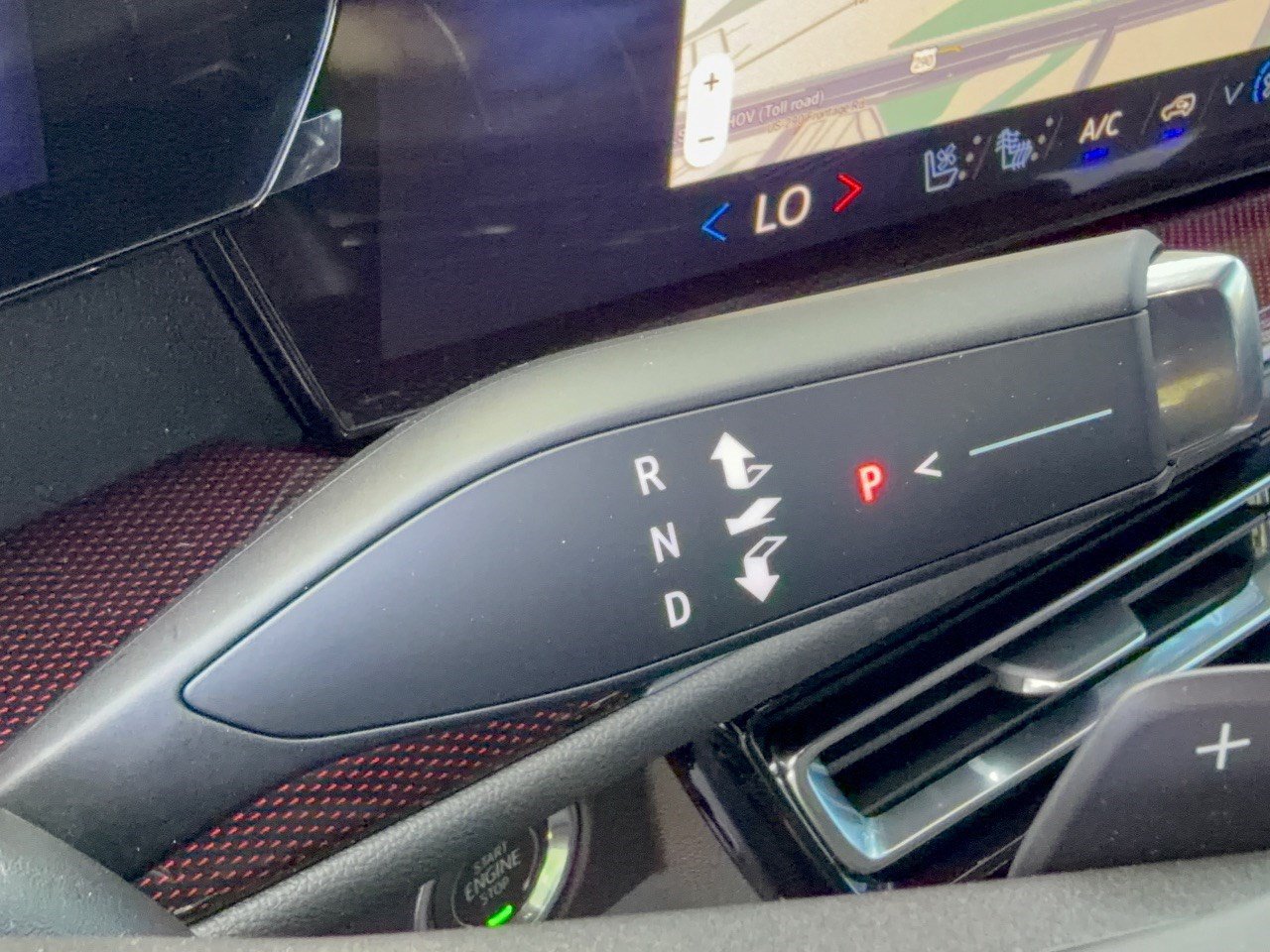New 2027 Chevrolet Traverse RS FWD image 21