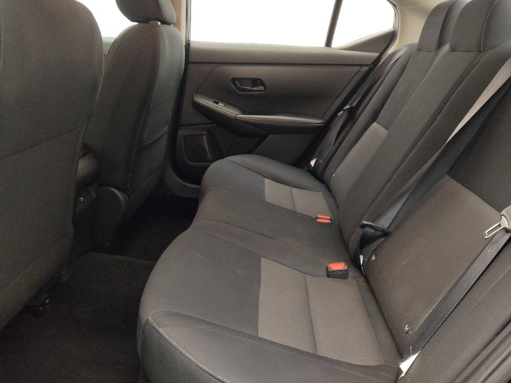 Used 2024 Nissan Sentra SV FWD image 18