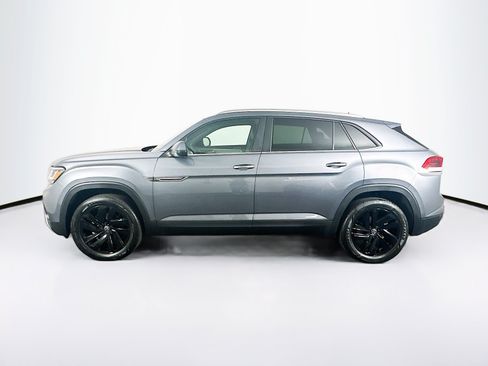 Used 2023 Volkswagen Atlas Cross Sport SE w/ Black Wheel Package FWD image 4