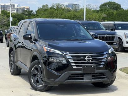 Used 2024 Nissan Rogue SV