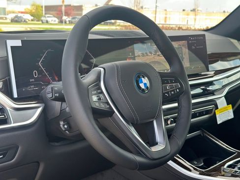New 2026 BMW X5 xDrive50e w/ Executive Package AWD/4WD image 17
