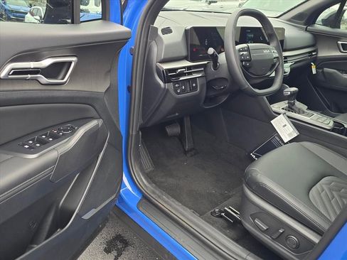 New 2026 Kia Sportage X-Line image 9