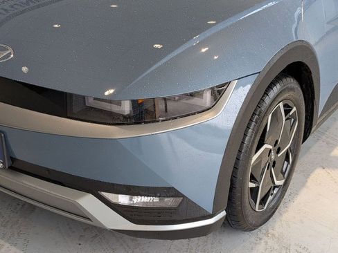 Certified 2024 Hyundai Ioniq 5 SEL image 10