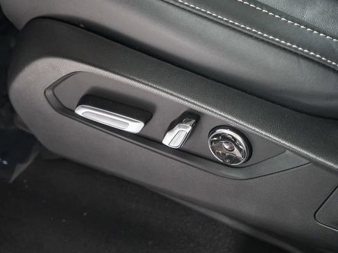 Used 2025 Acura MDX SH-AWD w/ Technology Package image 26