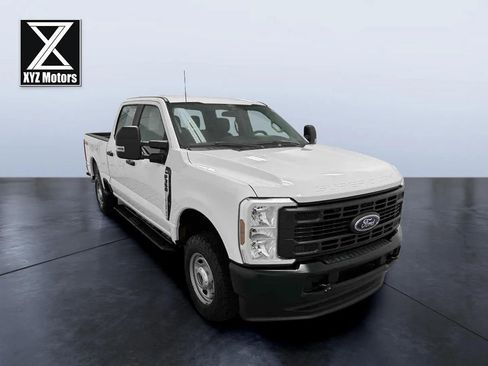 Used 2024 Ford F350 XL image 7