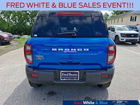 Used 2025 Ford Bronco Sport Outer Banks w/ Outer Banks Tech Package+ AWD/4WD image 9