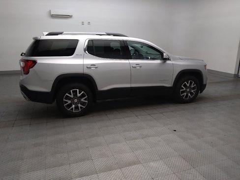 Used 2020 GMC Acadia SLE w/ Driver Convenience Package FWD image 10