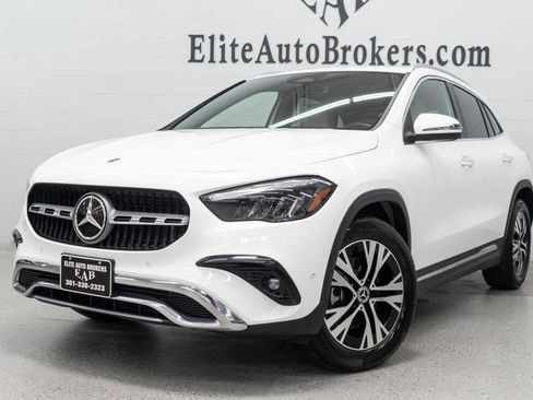 Used 2025 Mercedes-Benz GLA 250 4MATIC w/ Winter Package image 46