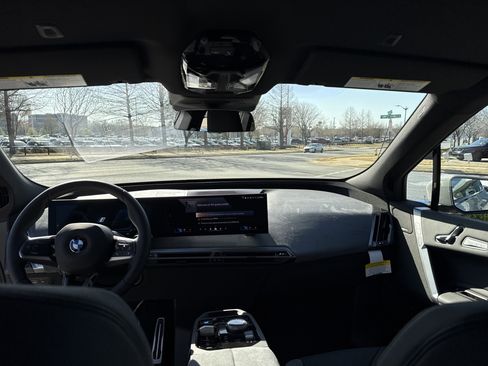 New 2026 BMW iX xDrive45 AWD/4WD image 11