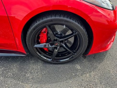 Used 2025 Chevrolet Corvette E-Ray w/ Stealth Interior Trim Package AWD/4WD image 28