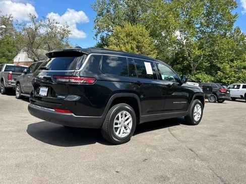 Used 2024 Jeep Grand Cherokee L Laredo AWD/4WD image 16
